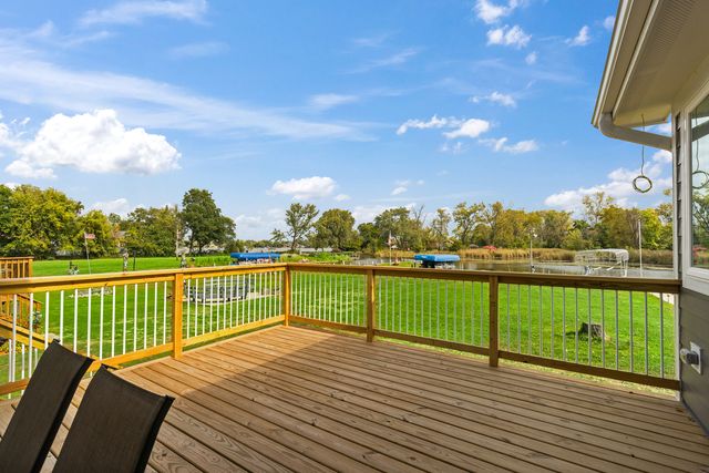 36825 N Lake Street, Ingleside, IL 60041