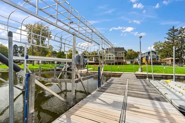 36825 N Lake Street, Ingleside, IL 60041