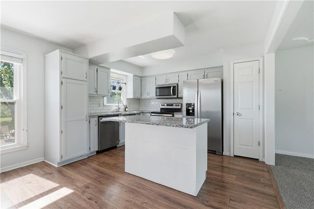 1803 E Gore Road, Raymore, MO 64083