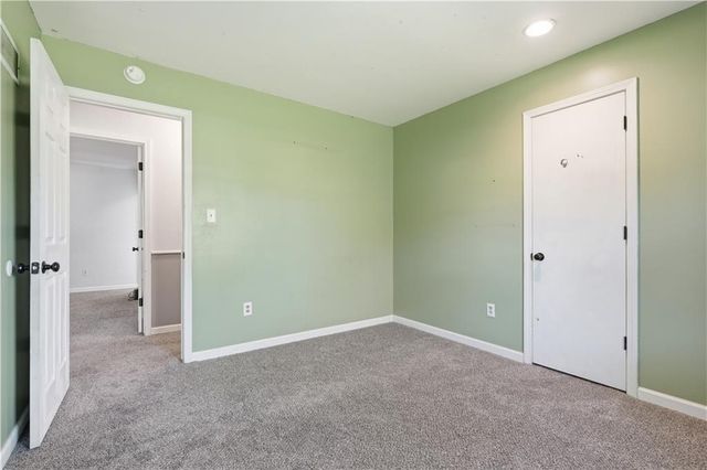 1803 E Gore Road, Raymore, MO 64083