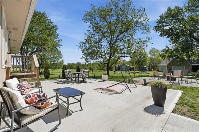 1803 E Gore Road, Raymore, MO 64083