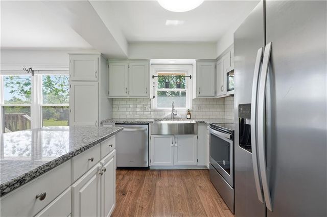 1803 E Gore Road, Raymore, MO 64083