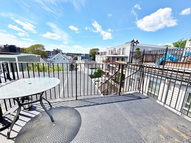 14 Cottage St 3, Boston, MA 02128