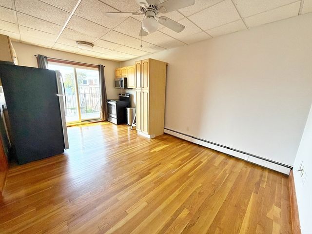 14 Cottage St 3, Boston, MA 02128