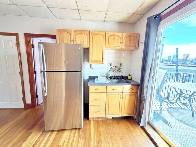 14 Cottage St 3, Boston, MA 02128
