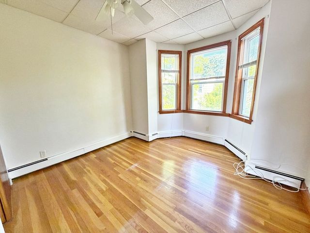 14 Cottage St 3, Boston, MA 02128