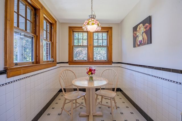 1793 Northampton Street, Holyoke, MA 01040