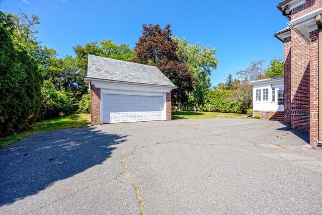 1793 Northampton Street, Holyoke, MA 01040