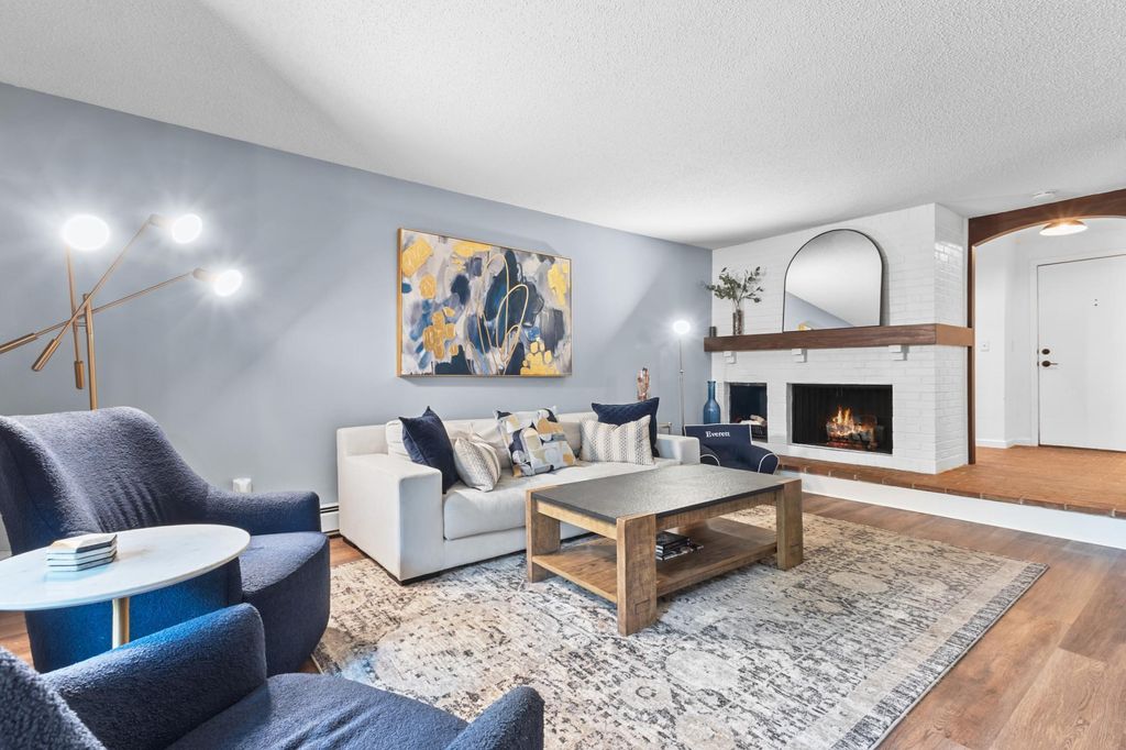 6075 Lincoln Drive 110, Edina, MN 55436