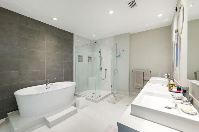 155 E Boca Raton Road 1107, Boca Raton, FL 33432