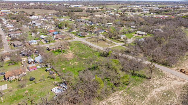 350 S Lennox Street, Stephenville, TX 76401