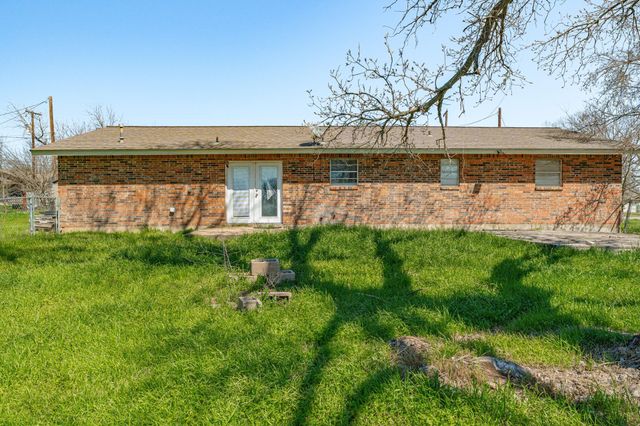 350 S Lennox Street, Stephenville, TX 76401