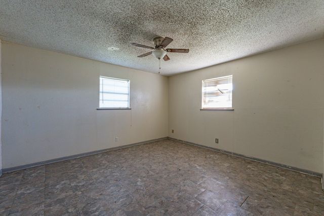 350 S Lennox Street, Stephenville, TX 76401
