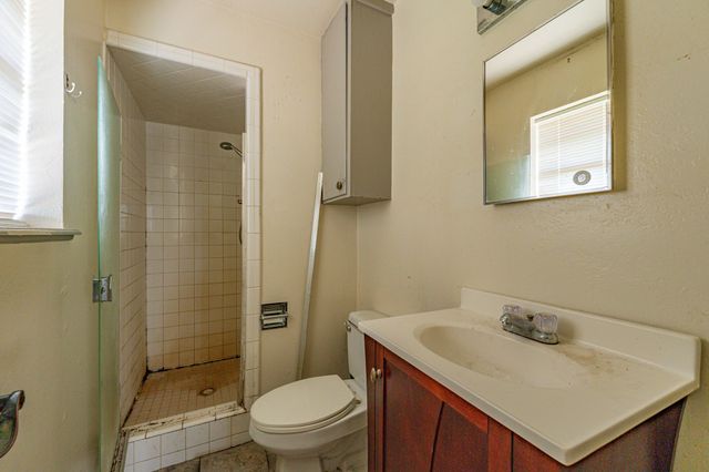 350 S Lennox Street, Stephenville, TX 76401