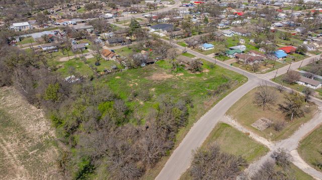 350 S Lennox Street, Stephenville, TX 76401