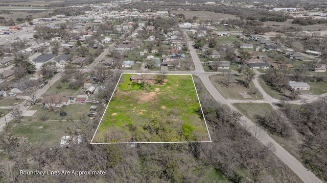 350 S Lennox Street, Stephenville, TX 76401