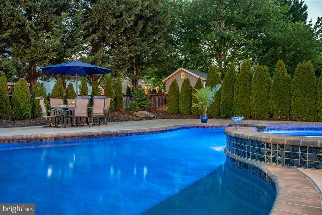 Image 1 of property listing at 5404 CHILLINGHAM PL, Frederick, MD 21703