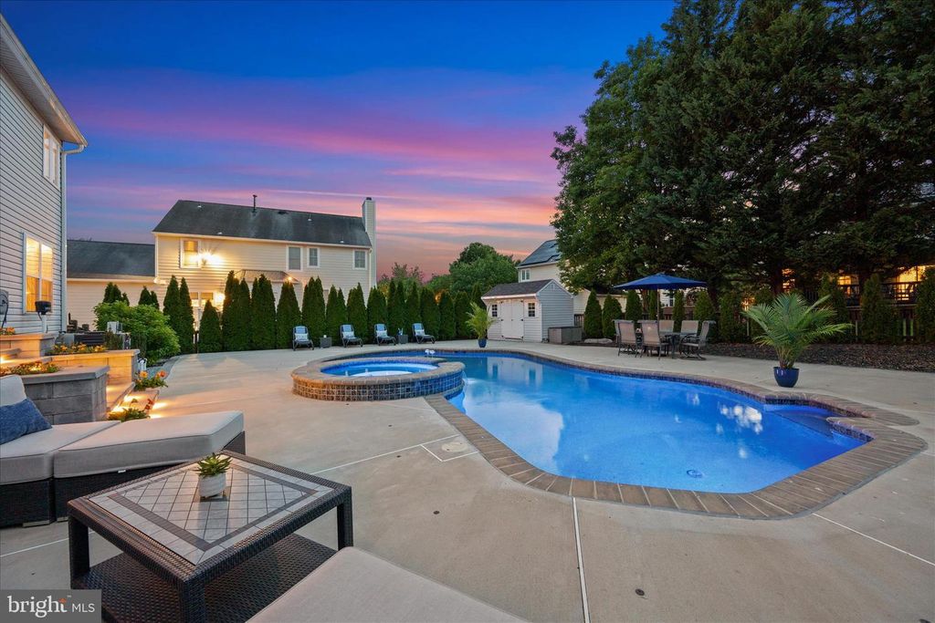 Image 102 of property listing at 5404 CHILLINGHAM PL, Frederick, MD 21703