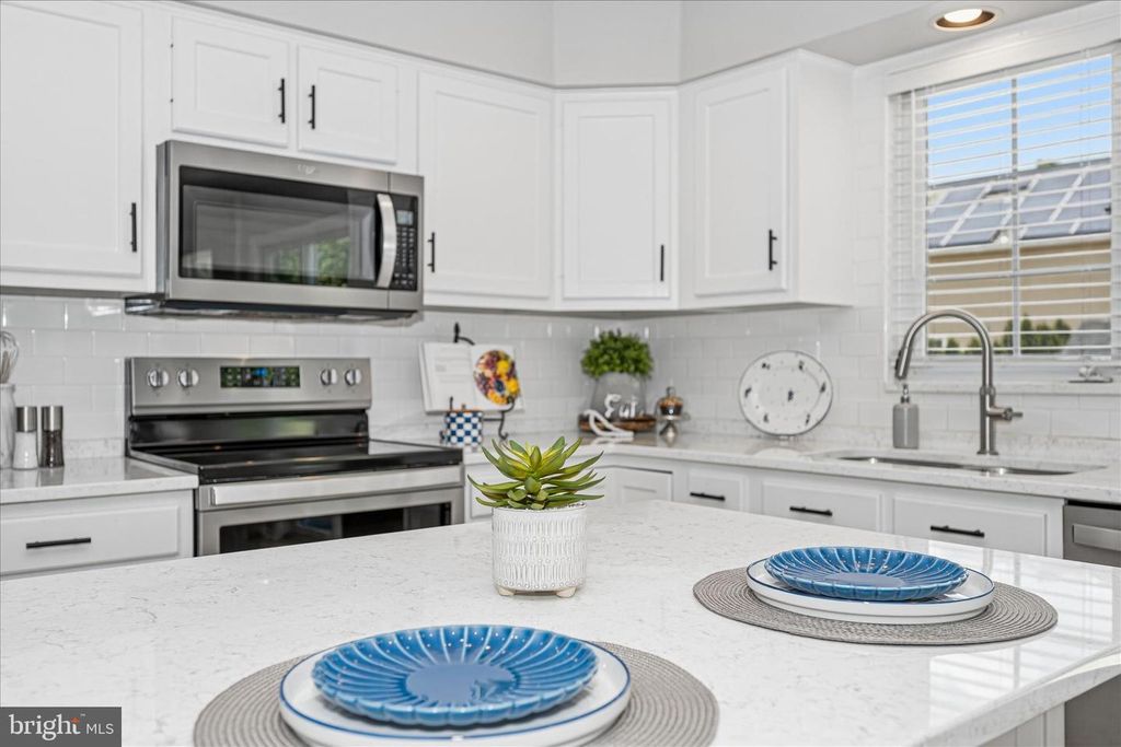 Image 27 of property listing at 5404 CHILLINGHAM PL, Frederick, MD 21703