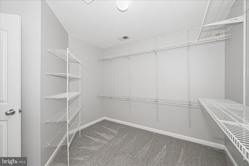 Image 44 of property listing at 5404 CHILLINGHAM PL, Frederick, MD 21703