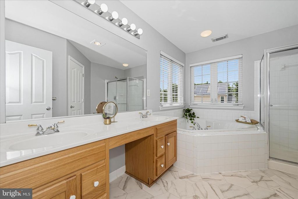 Image 45 of property listing at 5404 CHILLINGHAM PL, Frederick, MD 21703