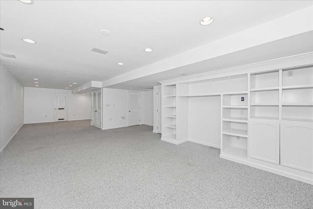 Image 57 of property listing at 5404 CHILLINGHAM PL, Frederick, MD 21703