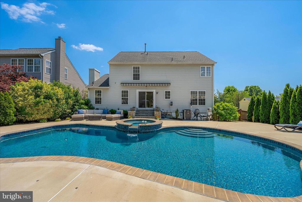 Image 73 of property listing at 5404 CHILLINGHAM PL, Frederick, MD 21703