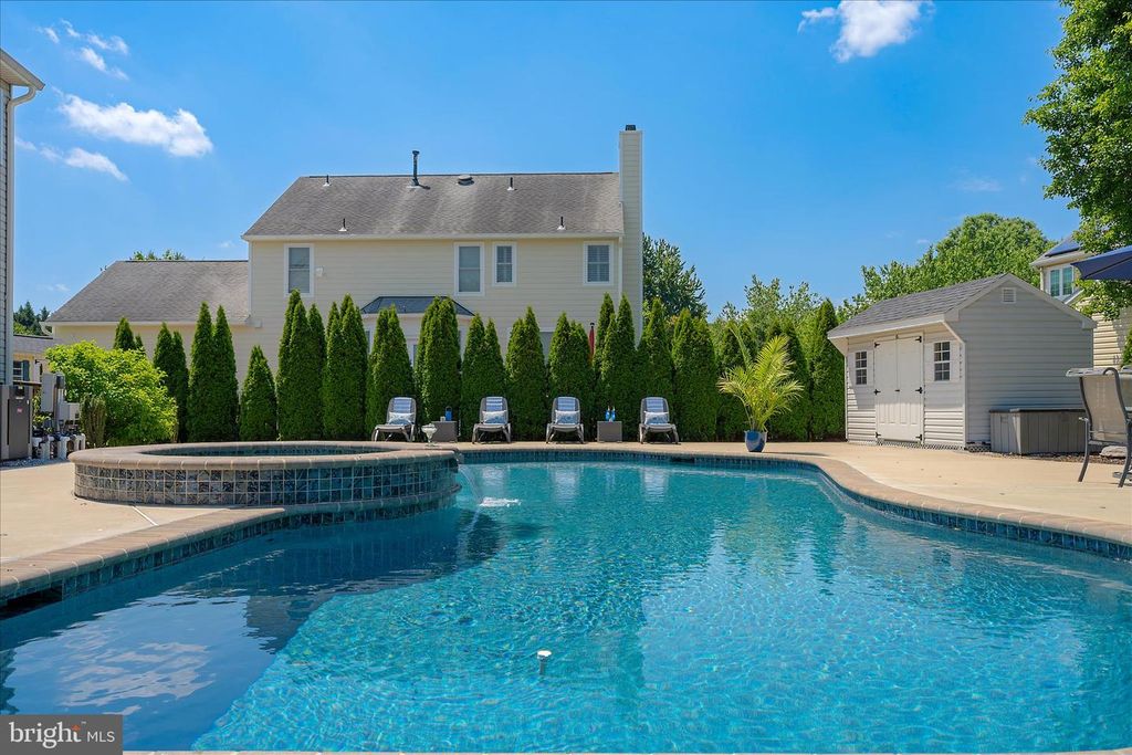 Image 81 of property listing at 5404 CHILLINGHAM PL, Frederick, MD 21703