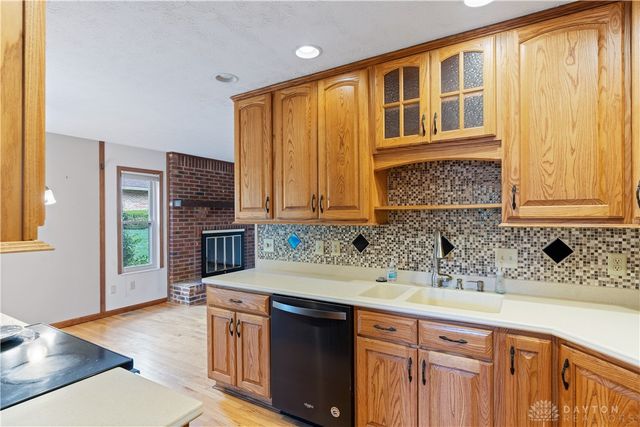 525 Royal Springs Drive, Springboro, OH 45066