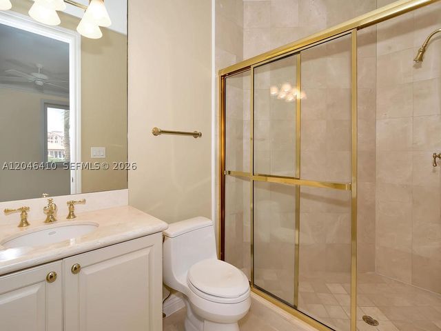 13680 Deering Bay Dr 13680, Coral Gables, FL 33158