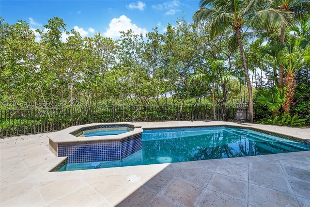13680 Deering Bay Dr 13680, Coral Gables, FL 33158
