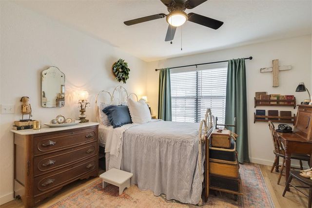 3003 River Oaks Drive 120, Norman, OK 73072