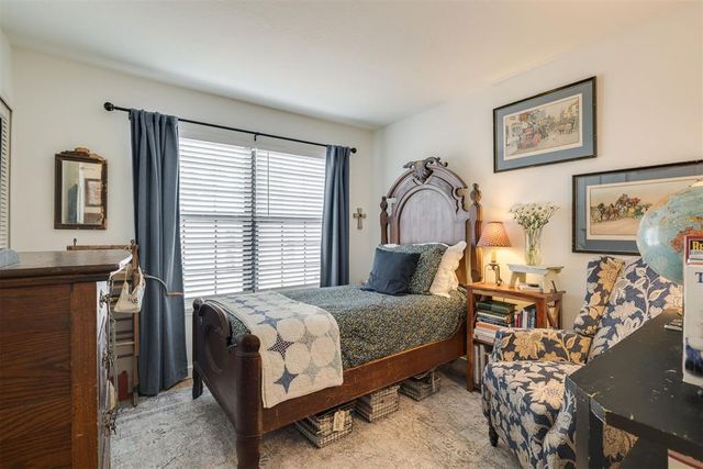 3003 River Oaks Drive 120, Norman, OK 73072