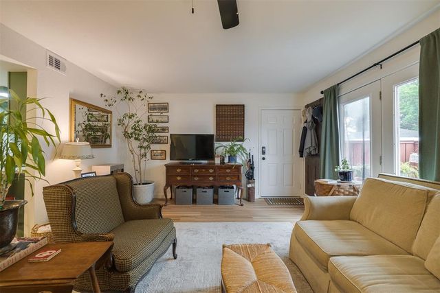 3003 River Oaks Drive 120, Norman, OK 73072