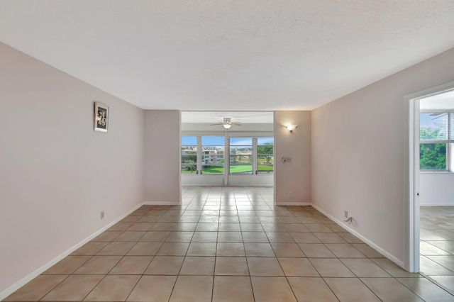 14623 Bonaire Boulevard 502, Delray Beach, FL 33446