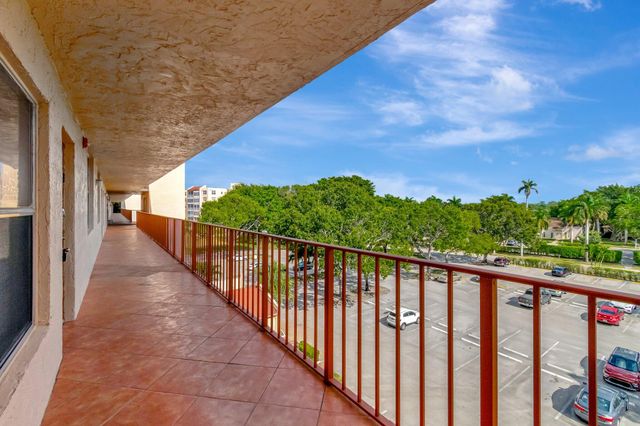 14623 Bonaire Boulevard 502, Delray Beach, FL 33446