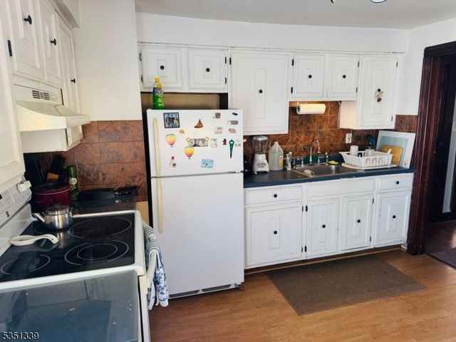 653 New Brunswick Ave, Rahway City, NJ 07065
