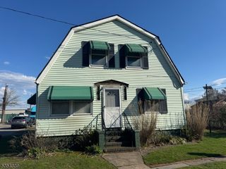 653 New Brunswick Ave, Rahway City, NJ 07065