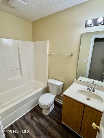 3305 Moseley Drive A, Greenville, NC 27858