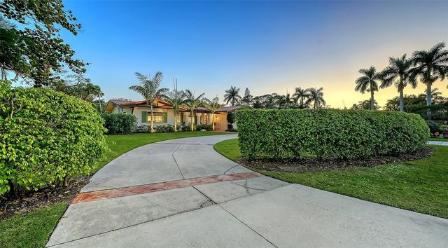 1514 S LAKE SHORE DRIVE, Sarasota, FL 34231