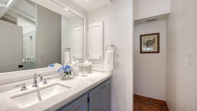 1514 S LAKE SHORE DRIVE, Sarasota, FL 34231