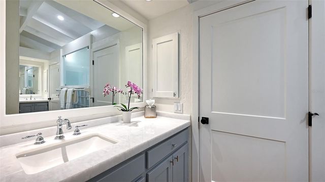 1514 S LAKE SHORE DRIVE, Sarasota, FL 34231