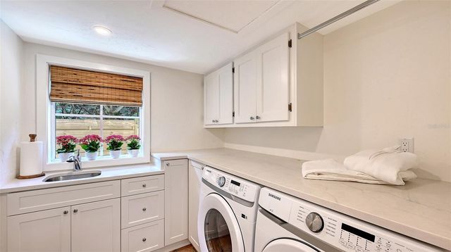 1514 S LAKE SHORE DRIVE, Sarasota, FL 34231