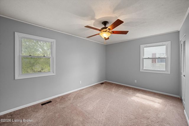 1807 Blanca Ct, Louisville, KY 40223