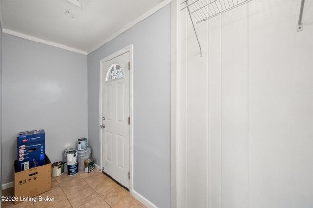 1807 Blanca Ct, Louisville, KY 40223