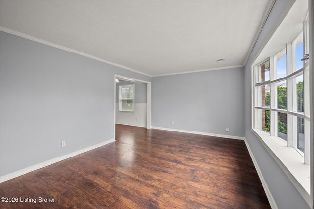 1807 Blanca Ct, Louisville, KY 40223