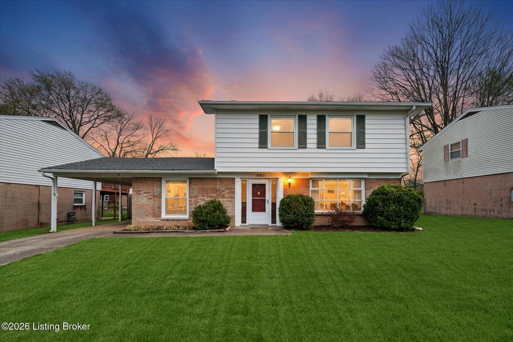 1807 Blanca Ct, Louisville, KY 40223