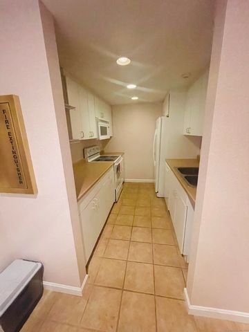 124 New London Turnpike, Norwich, CT 06360
