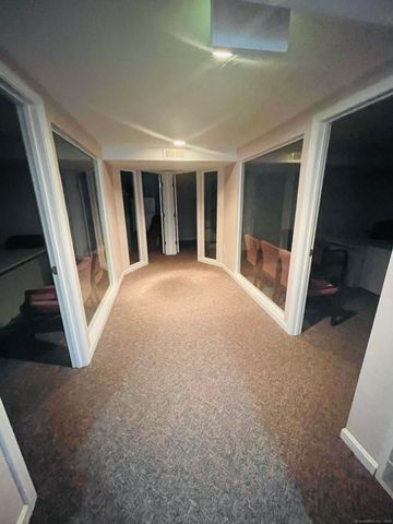 124 New London Turnpike, Norwich, CT 06360