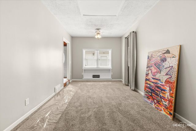 203 S Rosedale Avenue, Aurora, IL 60506